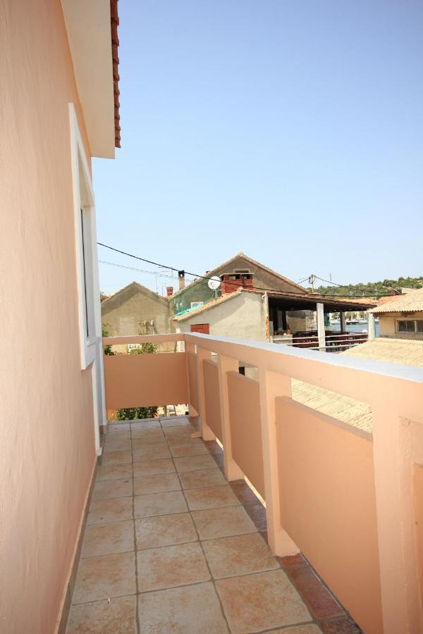 Apartments By The Sea Sali, Dugi Otok - 8121 Esterno foto